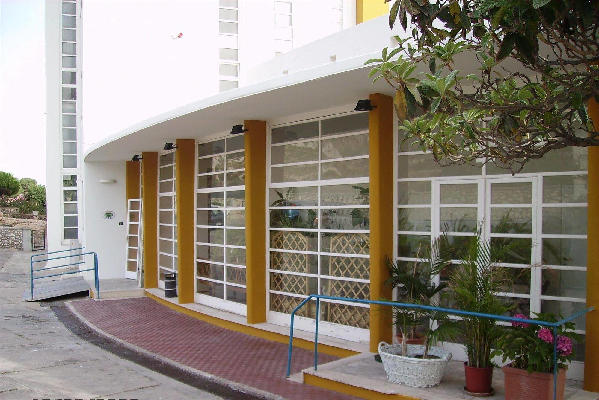 Hotel Calamosca กาญารี ภายนอก รูปภาพ